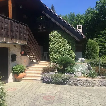 Cozzy Near Ljubljana Počitniška hiša *